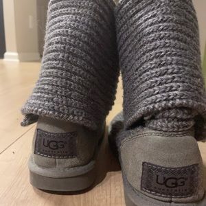 UGG boots - gray knit. Women’s size 5.